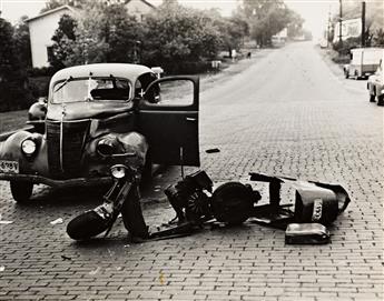 (AUTOMOTIVE WRECKS) A group of 32 photographs depicting the disastrous result of severe car collisions.